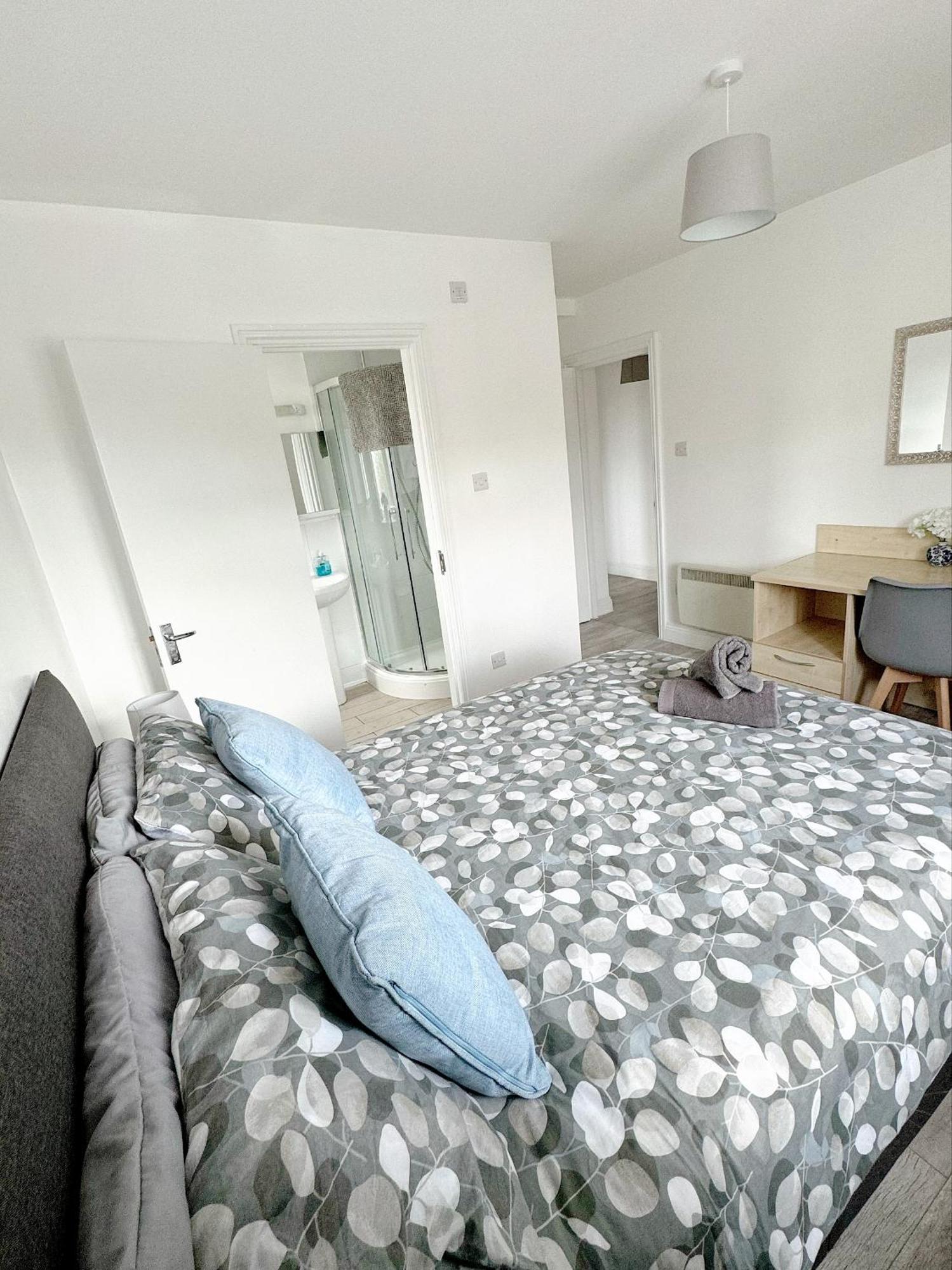 דירות בורנמות' Flat 12 Palm Court מראה חיצוני תמונה